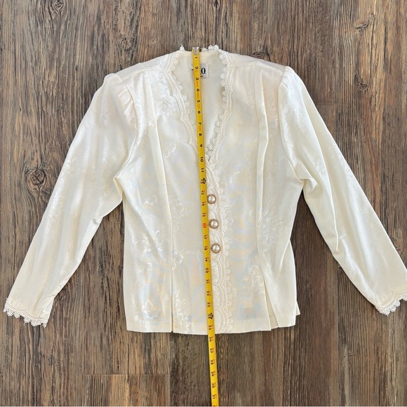 Vtg REO Originals Victorian Blouse Sz 8 Ivory Floral Brocade Pearl Buttons Lace - Picture 6 of 13